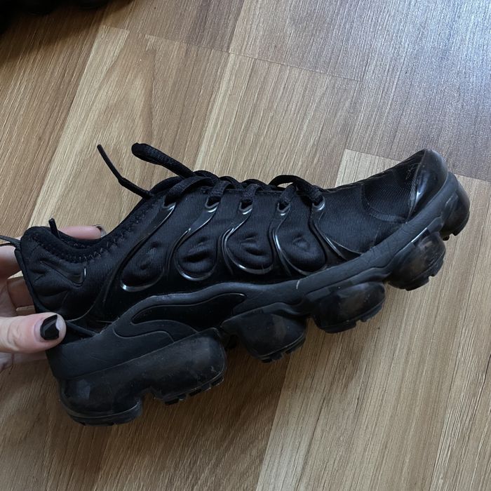 nike vapormax plus dhgate